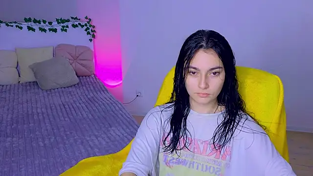 Snapshot of Andres_sssss chatting on 09.24.25 Andres sssss online show from 09.24.25