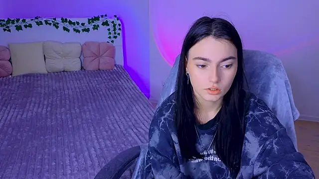 Snapshot of Andres_sssss chatting on 10.15.25 Andres sssss online show from 10.15.25