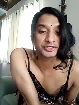 Snapshot of Nisha_Sassmaxxx chatting on 10.05.25 Nisha Sassmaxxx online show from 10.05.25