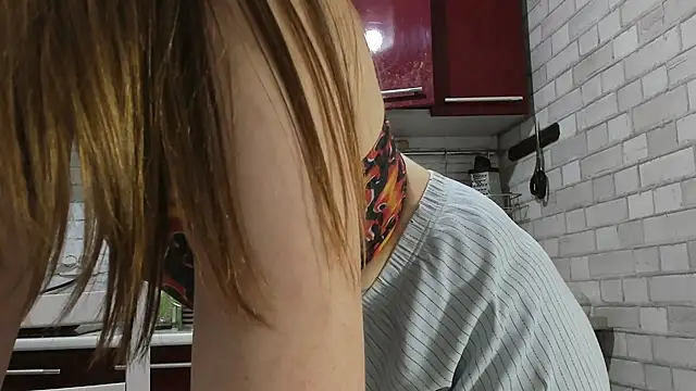 WonderConnie1 online show from 10.18.25