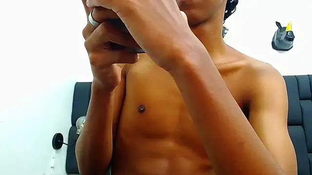 Snapshot of daniel_evans69 chatting on 10.01.25 daniel evans69 online show from 10.01.25