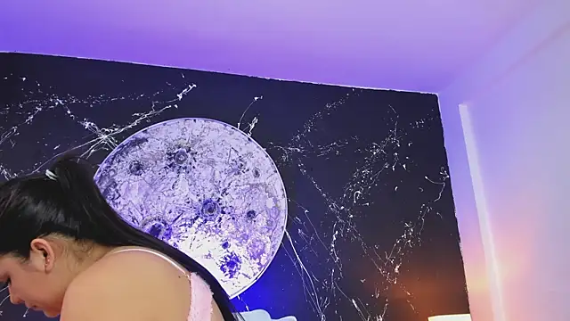 ScarletMoon1  online show from 10.13.25