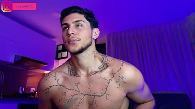 LeoCavalli  online show from 09.17.25