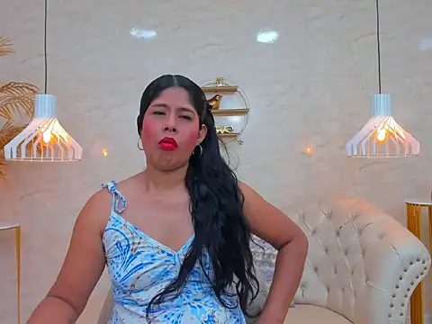 Snapshot of NinaNaughtty chatting on 09.13.25 NinaNaughtty online show from 09.13.25