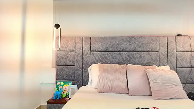 Dakota Megan 69 online show from 11.27.25