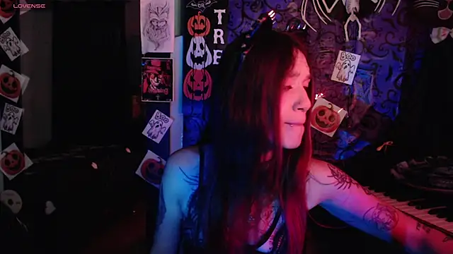 lilithword online show from 10.19.25