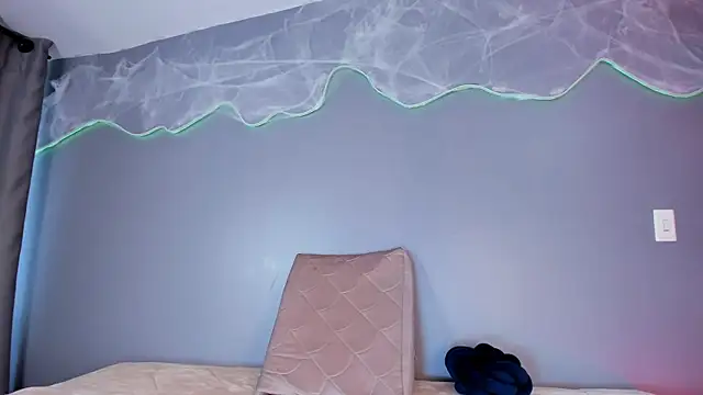 AlinaSweett  online show from 10.23.25