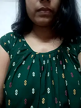 Snapshot of Hot-Jasmin chatting on 11.13.25 Hot-Jasmin online show from 11.13.25