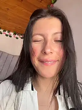 Mia salinass online show from 12.22.25