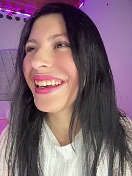Mia salinass online show from 05.17.26