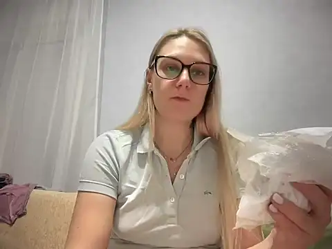 NikexPretty online show from 11.03.25