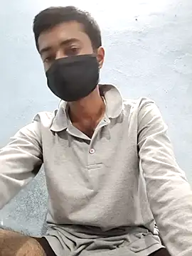 GirlsCrush  online show from 11.02.25