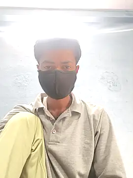 GirlsCrush  online show from 02.19.26