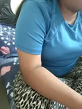 Snapshot of payal_261072_ chatting on 09.21.25 payal 261072  online show from 09.21.25