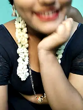 Shneeha le online show from 09.10.25