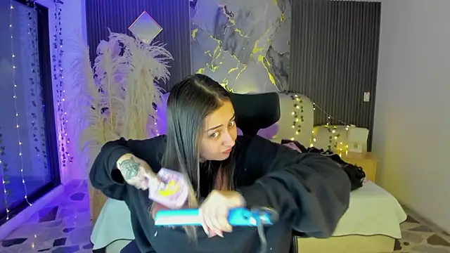 SarahCastro1  online show from 02.07.26