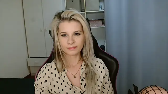 KristineGlow online show from 05.09.26