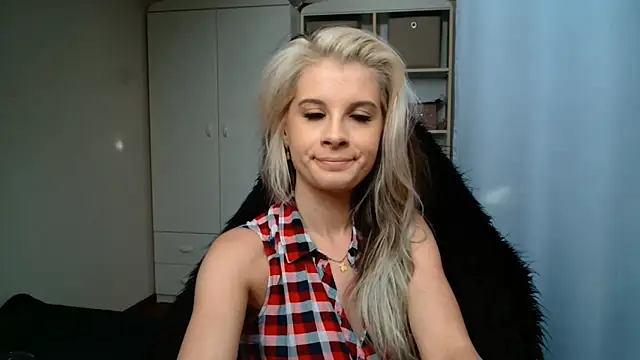 KristineGlow online show from 07.14.26