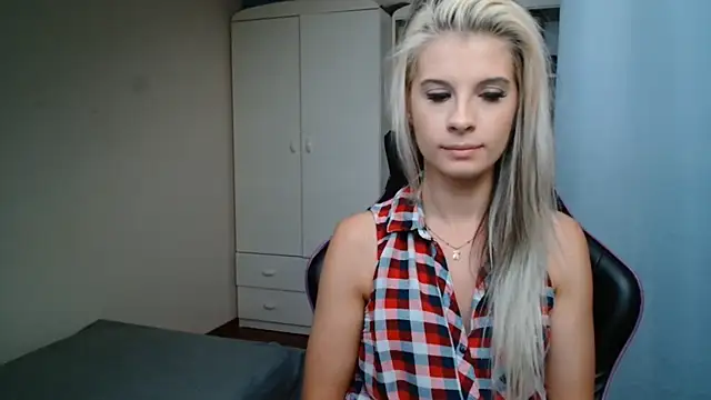 KristineGlow online show from 07.28.26