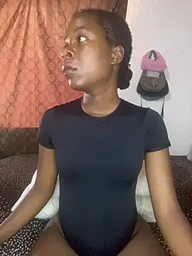 Snapshot of Crazyqueenxxx chatting on 02.05.26 Crazyqueenxxx online show from 02.05.26