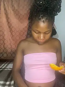 Snapshot of Crazyqueenxxx chatting on 02.24.26 Crazyqueenxxx online show from 02.24.26