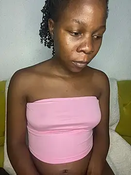 Snapshot of Crazyqueenxxx chatting on 03.16.26 Crazyqueenxxx online show from 03.16.26