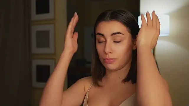 KateCarrey online show from 10.10.25