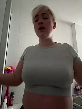 Snapshot of Rozendefotz chatting on 10.02.25 Rozendefotz online show from 10.02.25