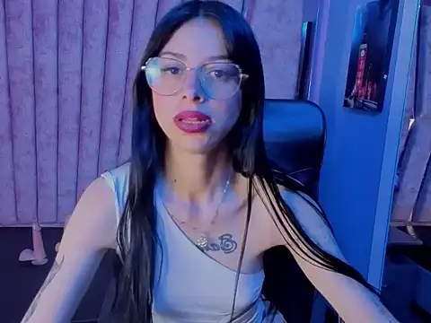 Snapshot of Dulce_Miaa_ chatting on 09.13.25 Dulce Miaa  online show from 09.13.25