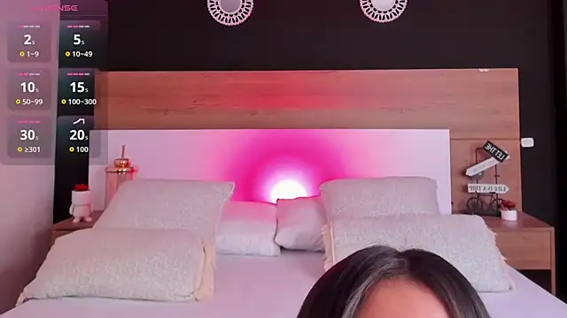 MiaTaylorSweet online show from 10.18.25