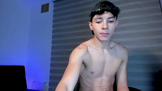 Snapshot of im_jero chatting on 10.21.25 im jero online show from 10.21.25