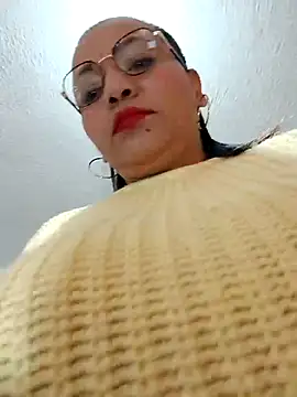 agatha sluttylatina online show from 02.19.26