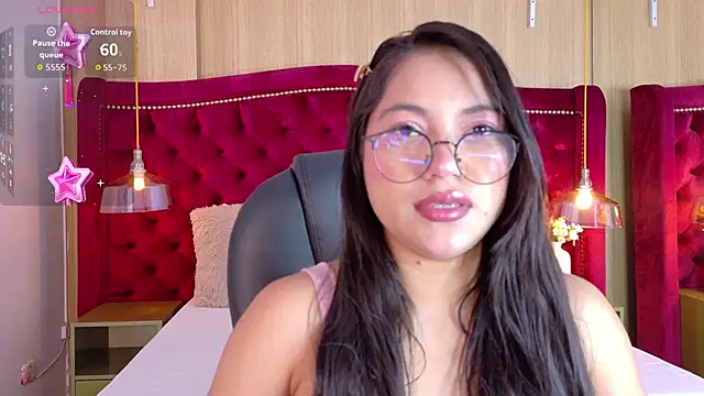 kendalFox  online show from 10.02.25