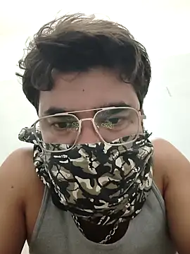 Snapshot of bigdick_lickingexpert08 chatting on 10.04.25 bigdick lickingexpert08 online show from 10.04.25