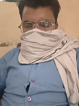 Snapshot of bigdick_lickingexpert08 chatting on 10.15.25 bigdick lickingexpert08 online show from 10.15.25