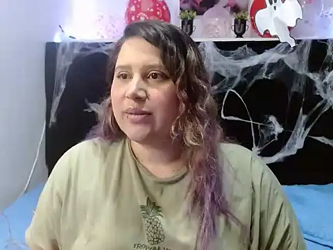 EmmaTower online show from 10.14.25