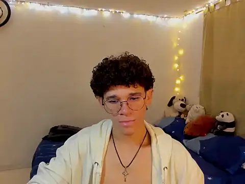 Tom Blues online show from 10.29.25