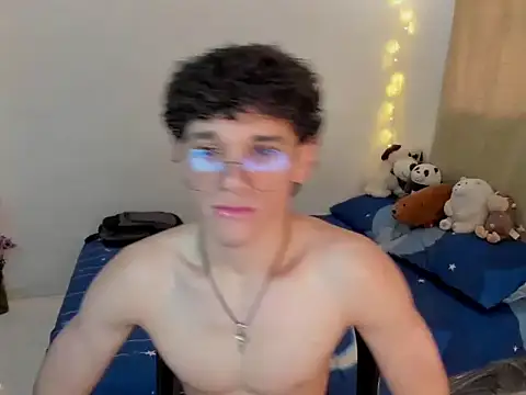 Tom Blues online show from 11.18.25