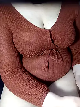 Aomtiz8 online show from 09.28.25