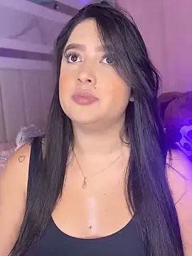 Emiily Moore1 online show from 11.13.25