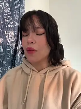 aliciia 23 online show from 10.25.25