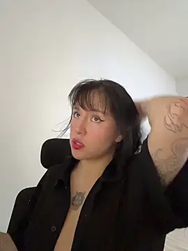 aliciia 23 online show from 11.16.25