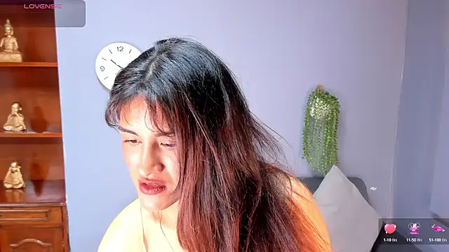 MeridaFox  online show from 10.11.25