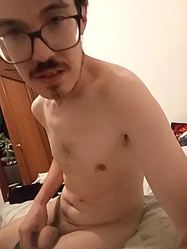 Snapshot of oscartres chatting on 09.24.25 oscartres online show from 09.24.25