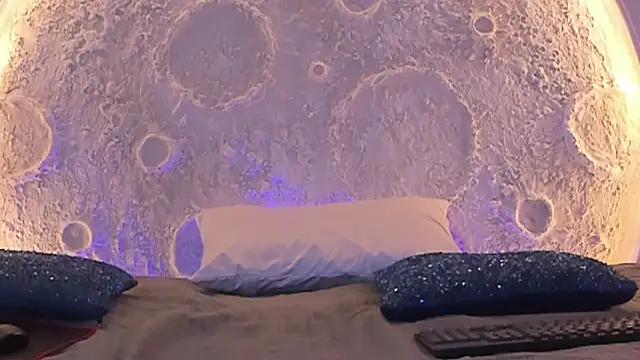  Noah19 online show from 10.07.25