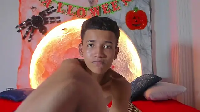  Noah19 online show from 10.22.25