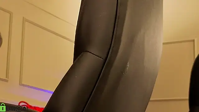 Lollipop Rose online show from 09.24.25