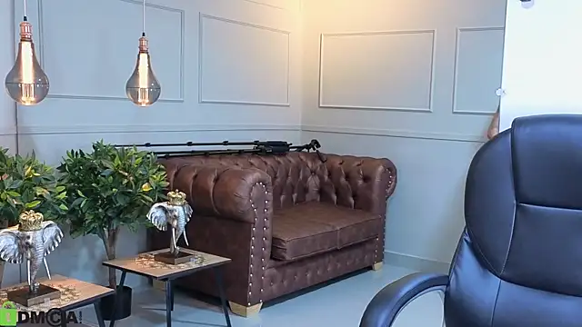 Lollipop Rose online show from 10.20.25