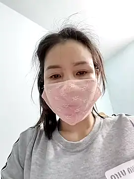 Snapshot of simsim-00 chatting on 02.03.26 simsim-00 online show from 02.03.26