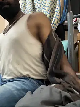 DJLOVE280825 online show from 11.21.25